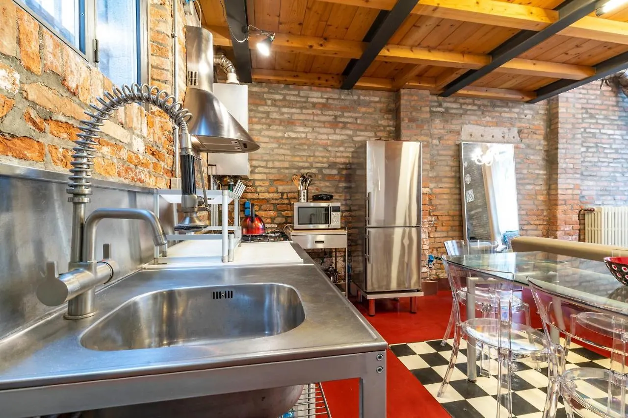 Venetian Loft Apartment 0*, Venice