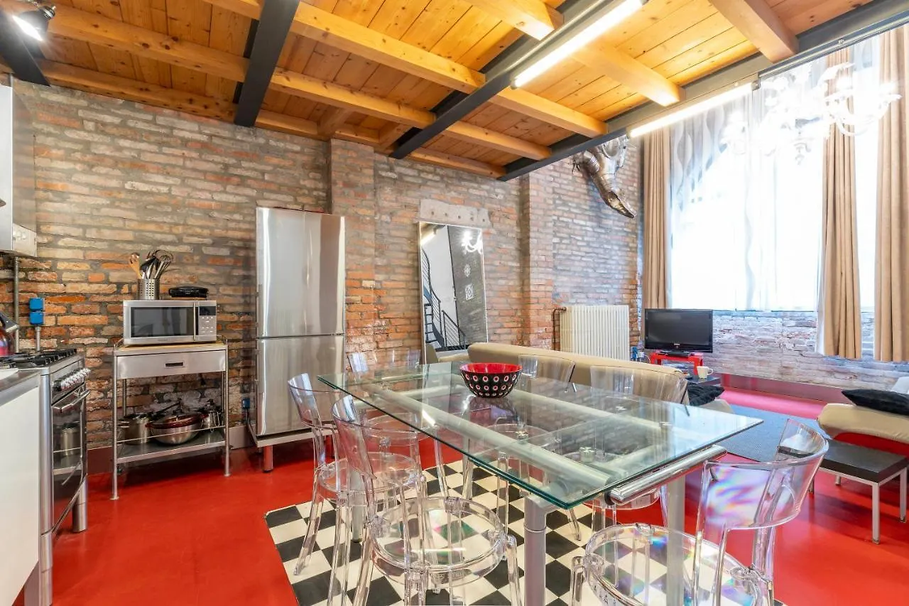 Venetian Loft Apartment 0*, Venice Italy